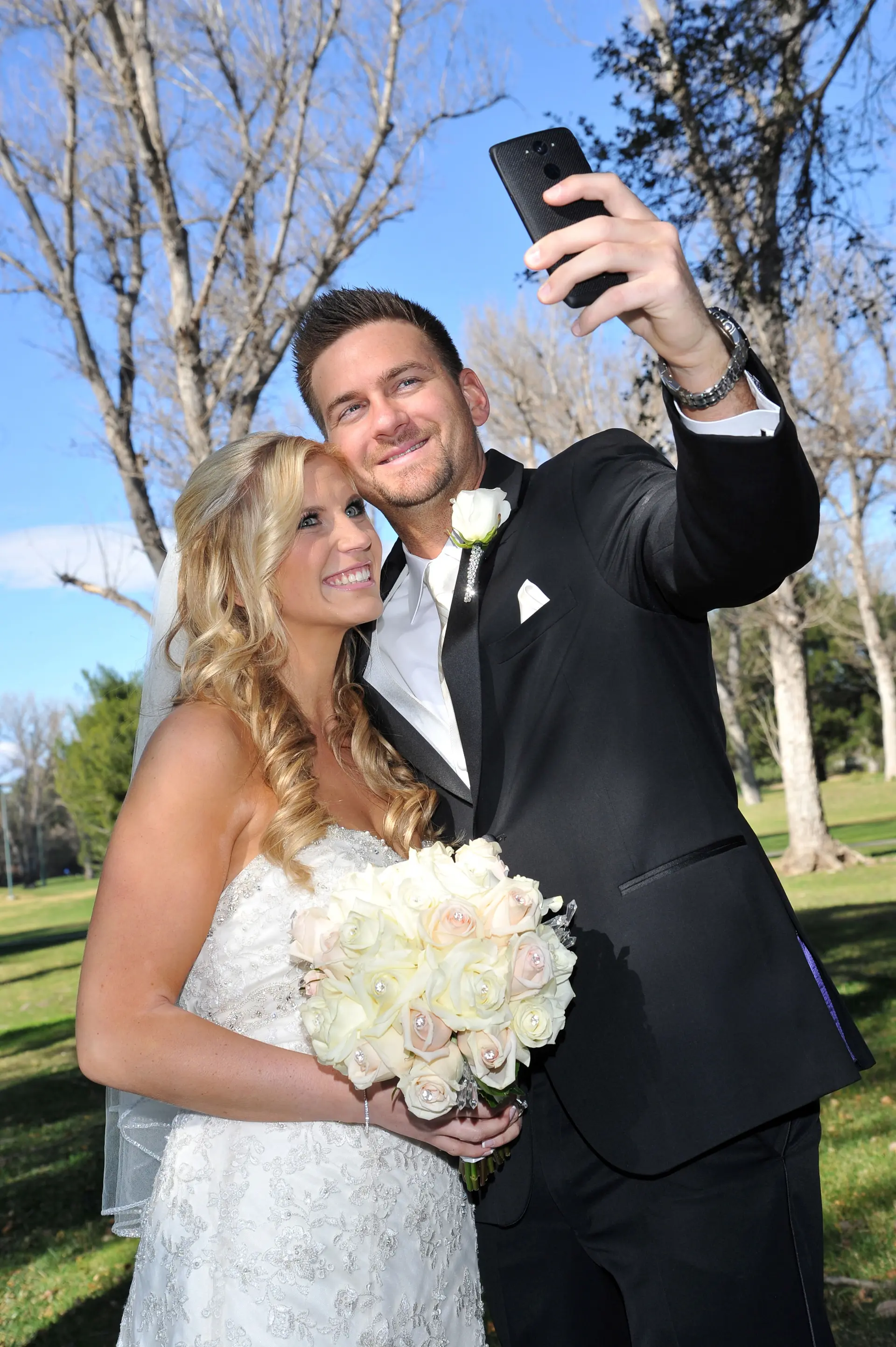Wedding photography mobile 1